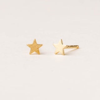 Orecchini a stella minimal in argento 925 fatti a mano