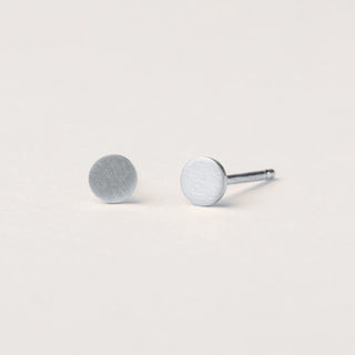 Orecchini a disco minimal in argento 925 fatti a mano