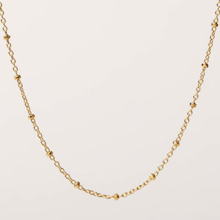 Collana in argento 925 con catena sottile e piccoli dettagli decorativi minimal design