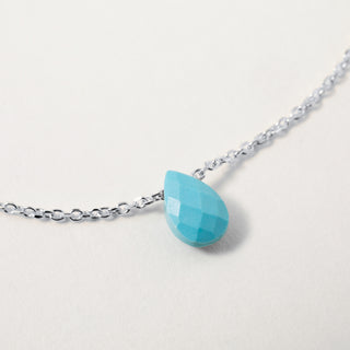 Bracciale in argento 925 placcato oro con pendente a forma di goccia in turchese sintetico