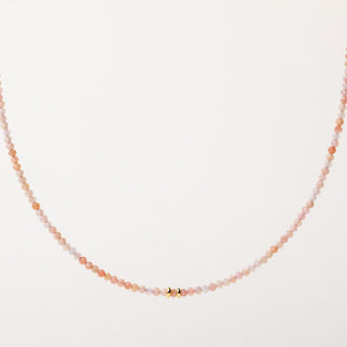 Collana in argento 925 placcato oro con pietre naturali di Opale rosa sfaccettate