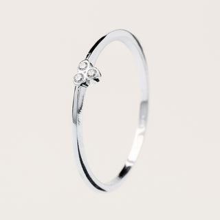 Anello argento  con zirconi luminosi elegante