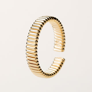 Anello statement oro regolabile design moderno luxury
