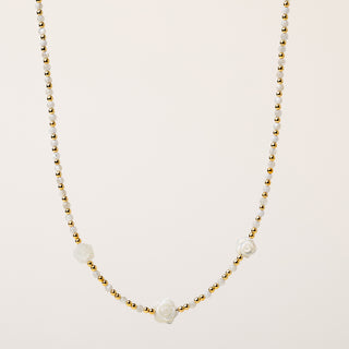 Collana oro con fiori in madreperla naturale elegante