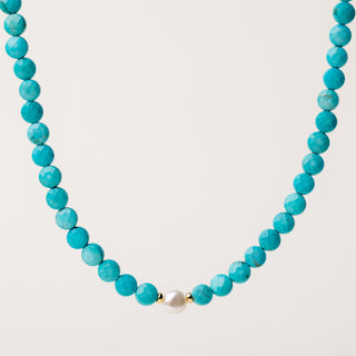 Collana turchese con perla centrale elegante