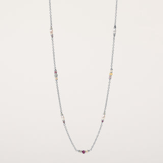 Lunga collana in argento rodiato con perle e fluorite.