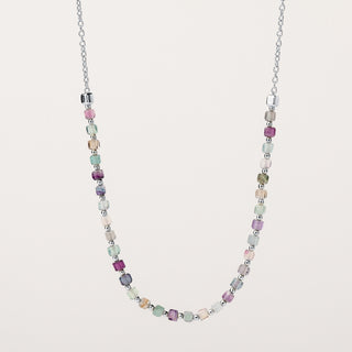 Collana in argento rodiato con piccoli cubi di fluorite.