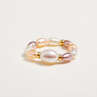Anello regolabile con perle d’acqua dolce multicolor e perla centrale