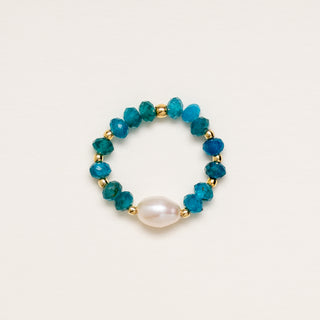 Anello apatite e perla con apatite turchese e perle d’acqua dolce