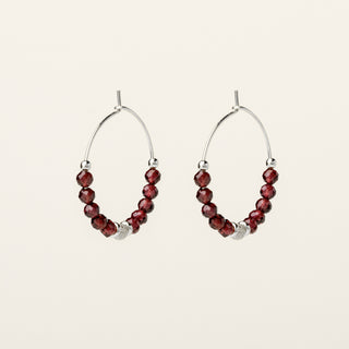 Orecchini in argento 925 Rodiato con granato naturale dal design geometrico essenziale.