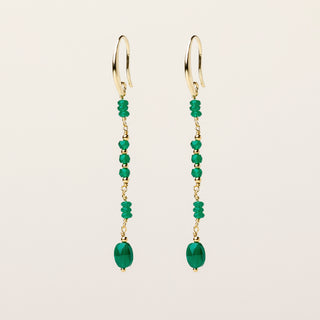 Orecchini in argento 925 dorato con cristallo verde dal design geometrico essenziale.