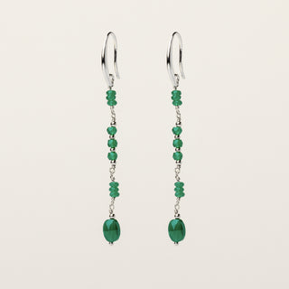 Orecchini in argento 925 Rodiato con cristallo verde dal design geometrico essenziale.