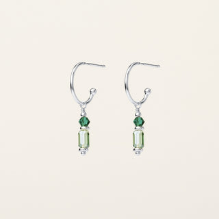 Orecchini in argento 925 Rodiato con cristallo verde dal design geometrico essenziale.