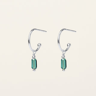 Orecchini in argento 925 Rodiato con cristalli colorati dal design geometrico essenziale.