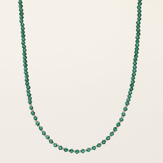 Collana in argento 925 Rodiato con cristallo ghiaccio dal design geometrico essenziale.