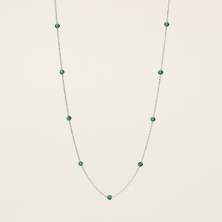Collana in argento 925 Rodiato con cristallo rosso dal design geometrico essenziale.