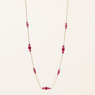 Collana in argento 925 dorato con corindone naturale dal design geometrico essenziale.
