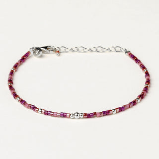 Bracciale in argento 925 Rodiato con miyuki dal design geometrico essenziale.