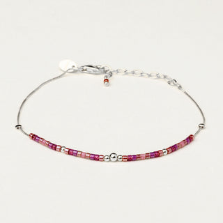 Bracciale in argento 925 Rodiato con miyuki dal design geometrico essenziale.