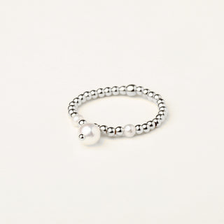 Anello in argento 925 Rodiato con perle d'acqua dolce dal design geometrico essenziale.