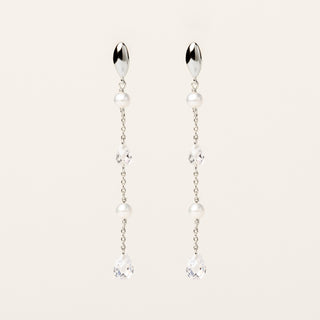 Orecchini in argento 925 Rodiato con perle e zirconia dal design geometrico essenziale.