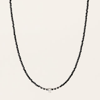 Collana in argento 925 Rodiato con spinello e zirconia dal design geometrico essenziale.