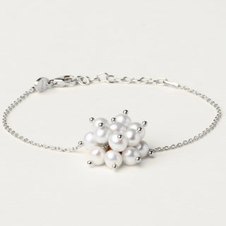 Bracciale in argento 925 Rodiato con perle d'acqua dolce dal design geometrico essenziale.